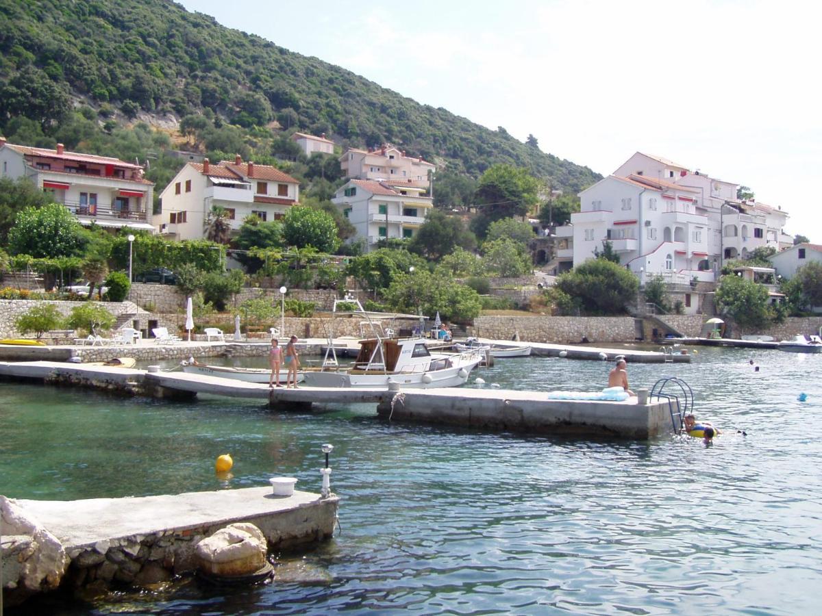 House Niva Apartamento Supetarska Draga Exterior foto