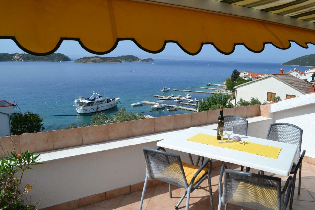 House Niva Apartamento Supetarska Draga Exterior foto